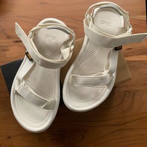 Teva Hurricane XLT2 Sandals Size 6/7
